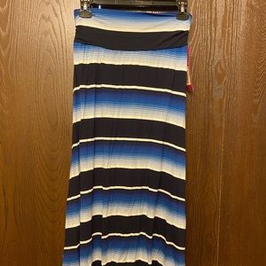 Maxi skirt